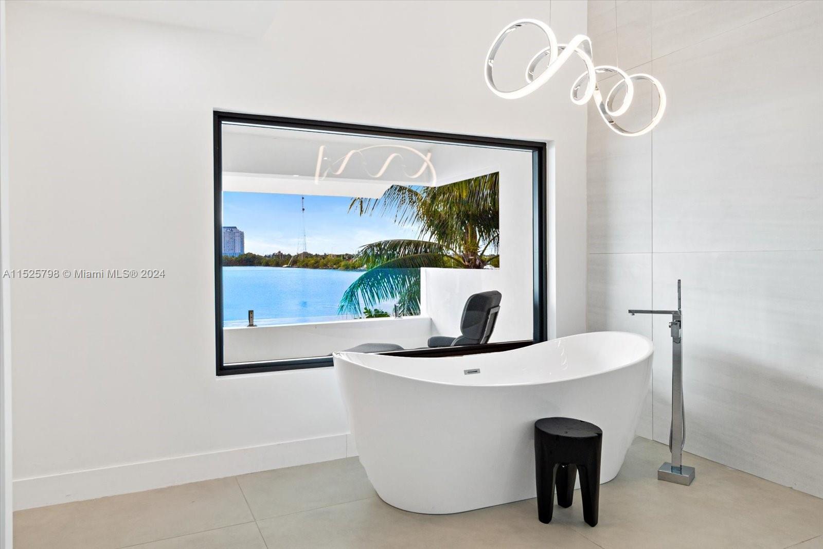 NORTH BAY ISLAND - Residential