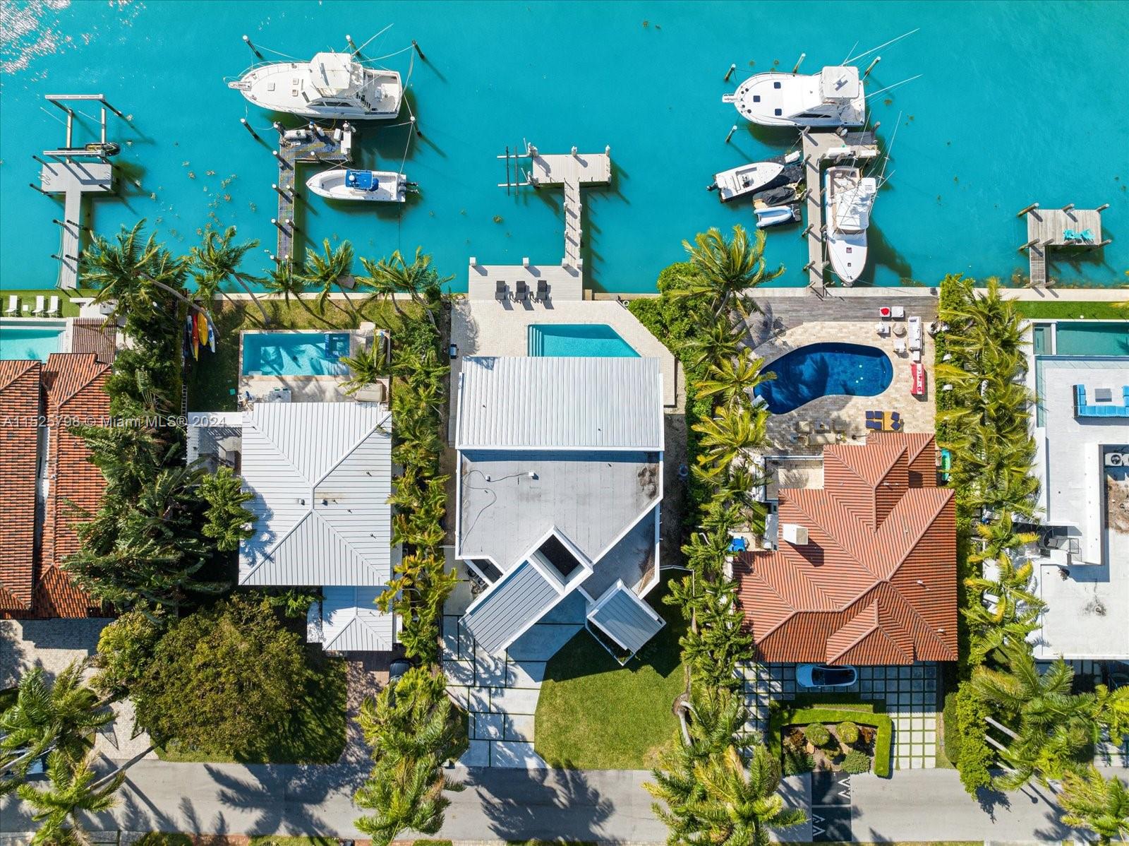 NORTH BAY ISLAND - Residential