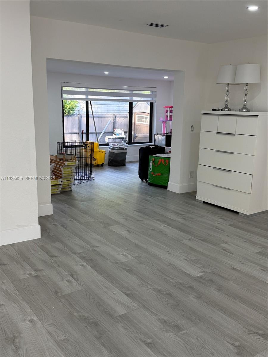 FAY PARK SUB - Residential Lease