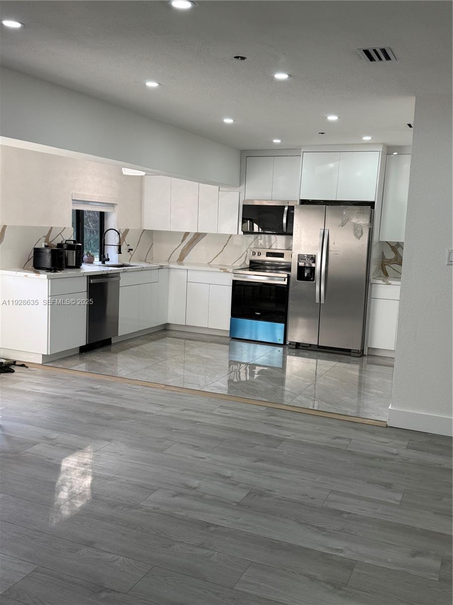 FAY PARK SUB - Residential Lease