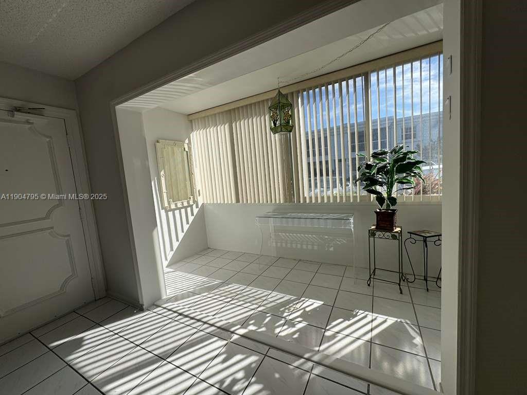 BAY COLONY CLUB CONDO - Residential Lease