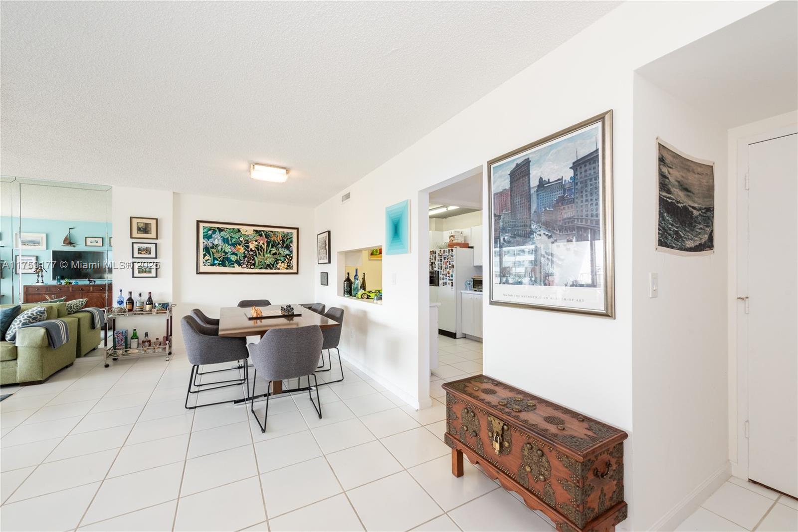 COMMODORE CLUB WEST CONDO - Residential