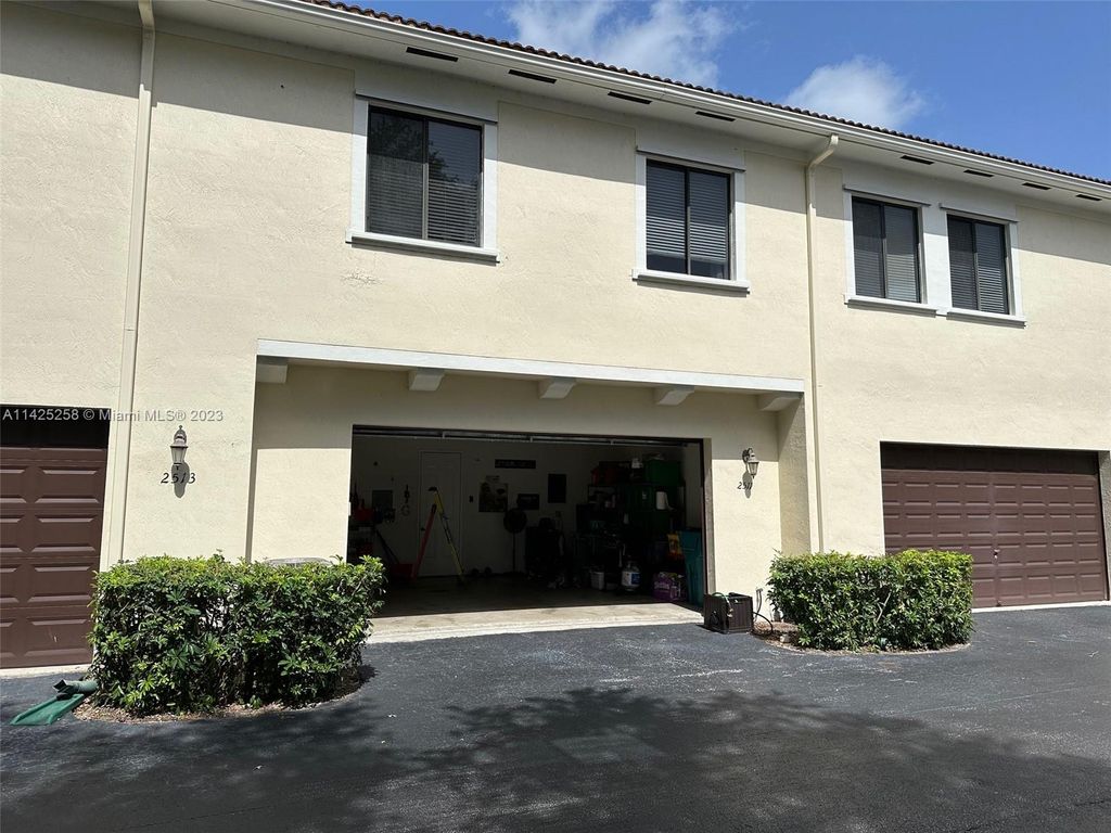 Photo of 2511 Venetian Ct #1, Boynton Beach, FL 33426 (MLS # A11425258)