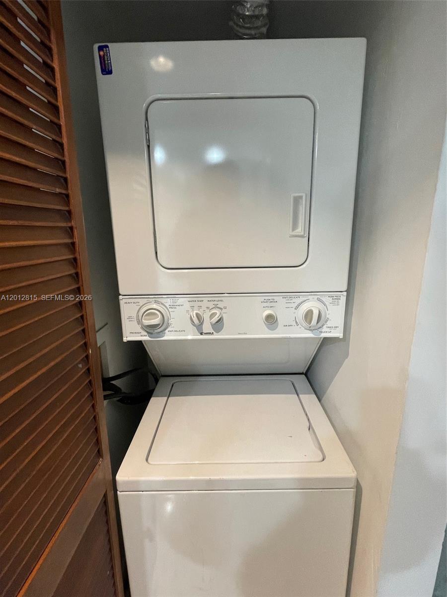 VENETIA CONDO - Residential Lease