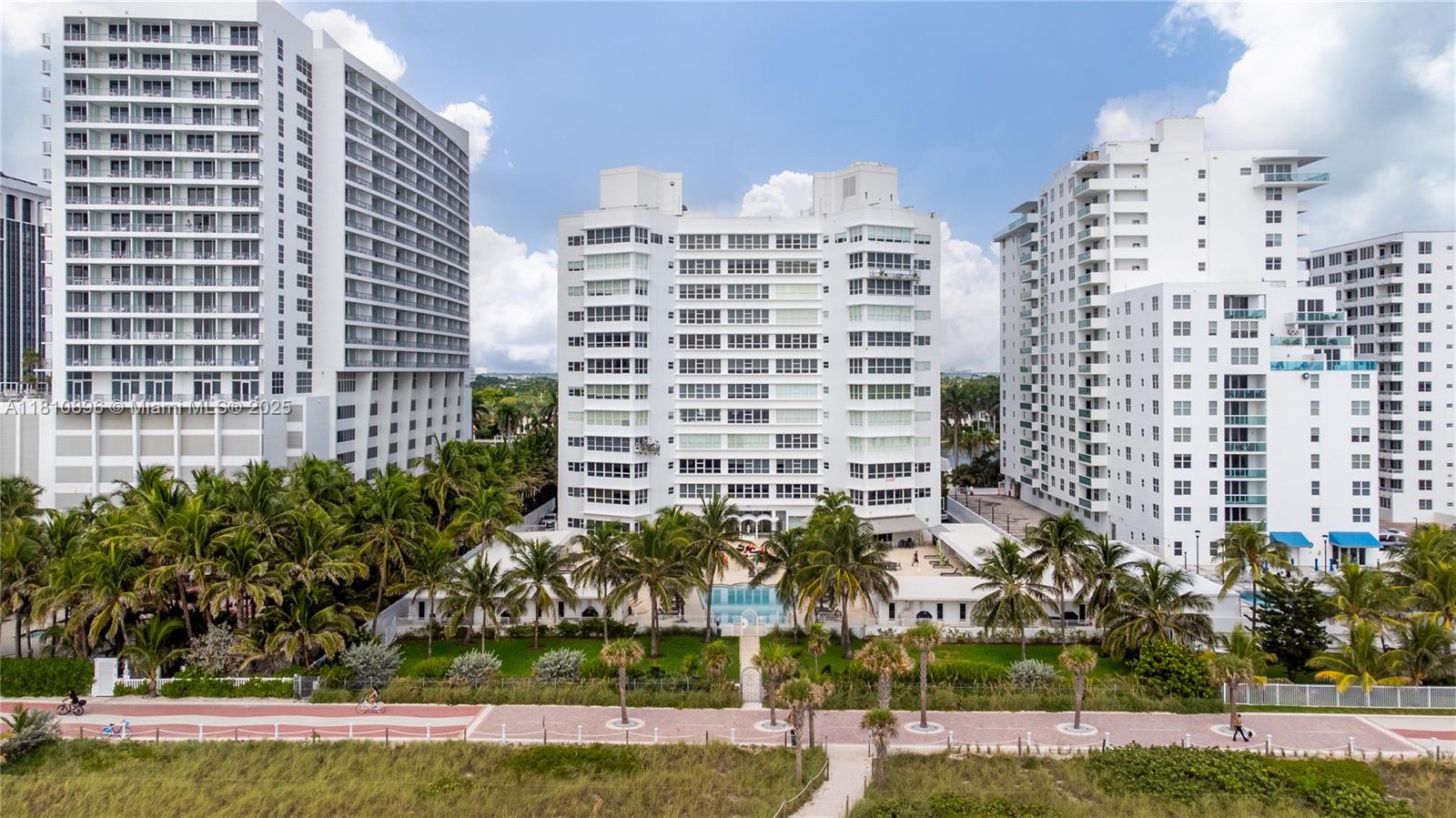 THE EXECUTIVE CONDO - Residential Lease