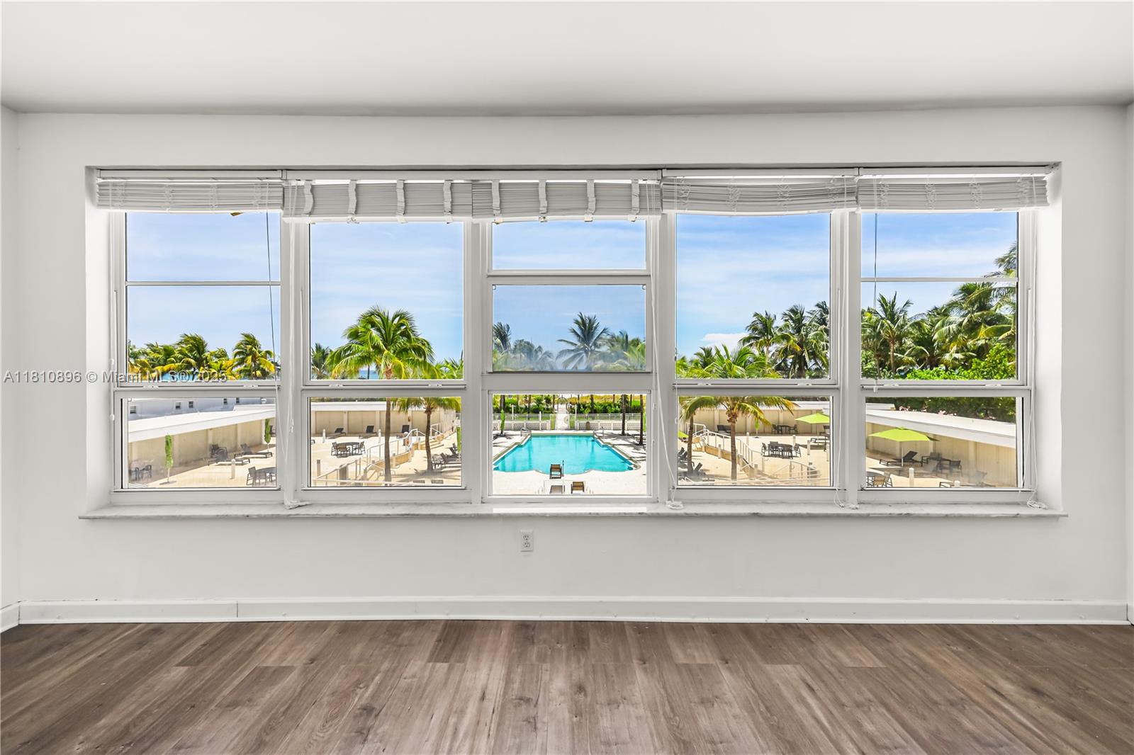 THE EXECUTIVE CONDO - Residential Lease