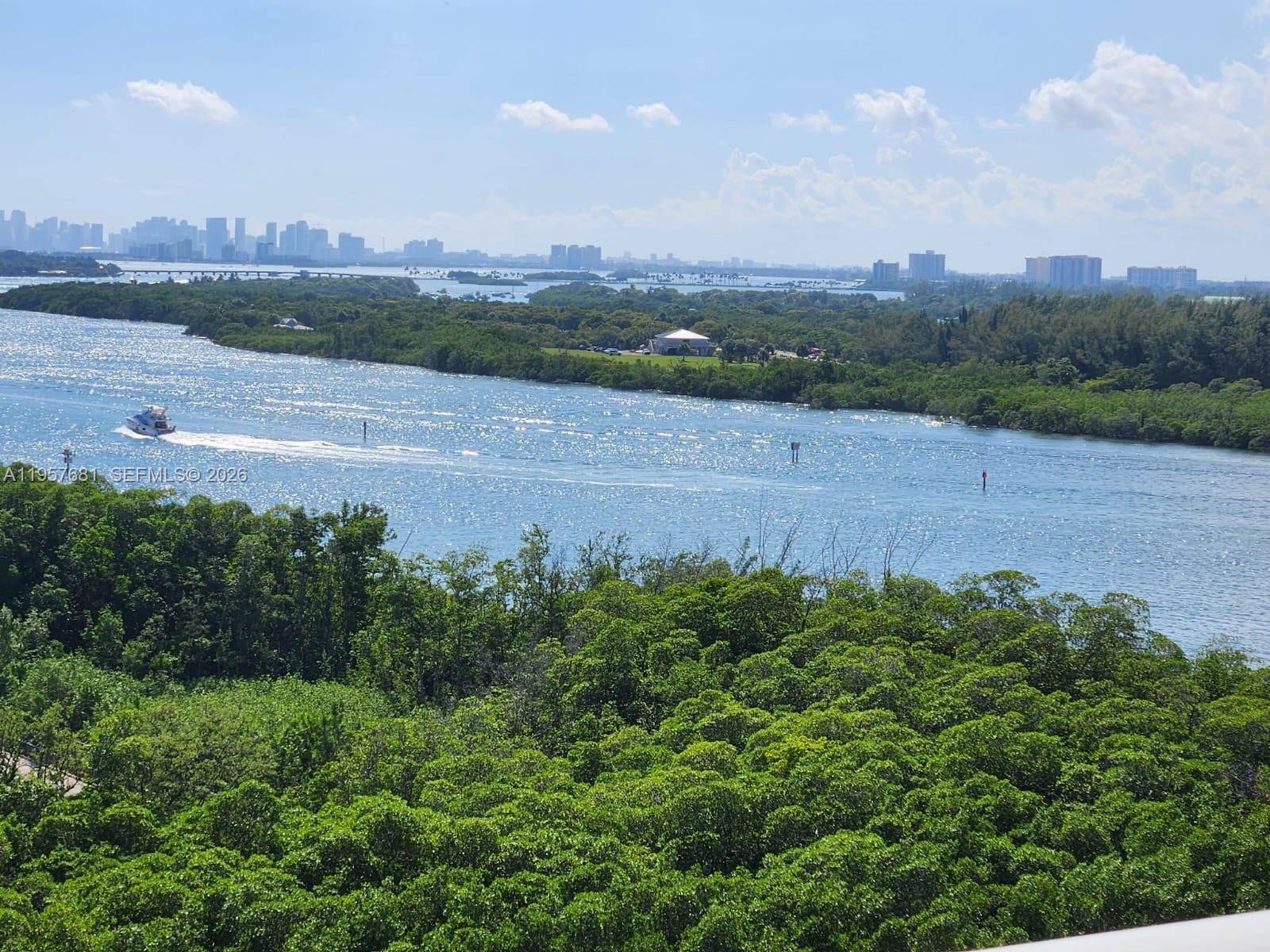 ARLEN HOUSE EAST CONDO - Residential