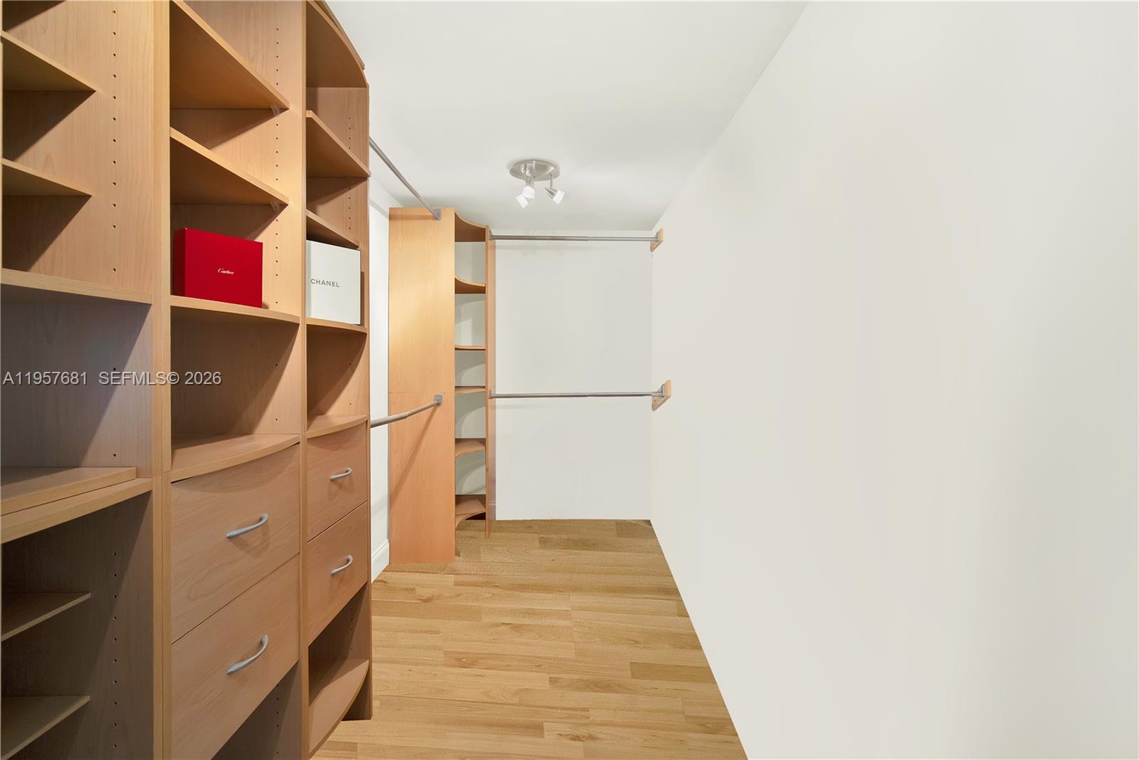 ARLEN HOUSE EAST CONDO - Residential