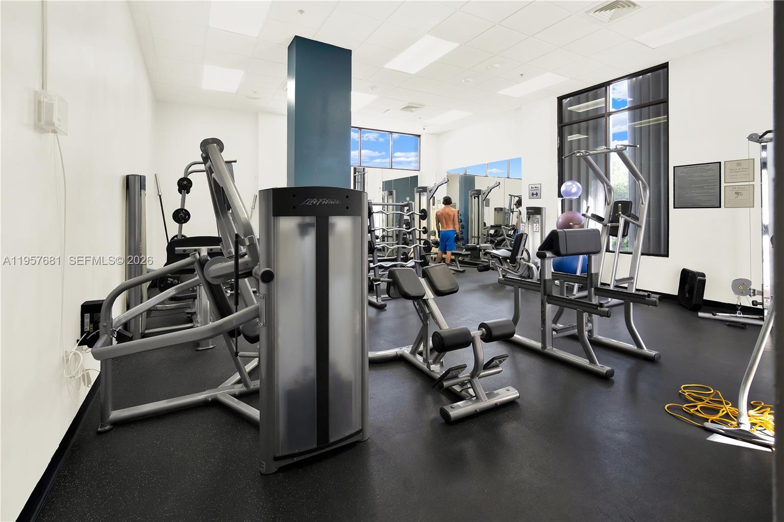 ARLEN HOUSE EAST CONDO - Residential