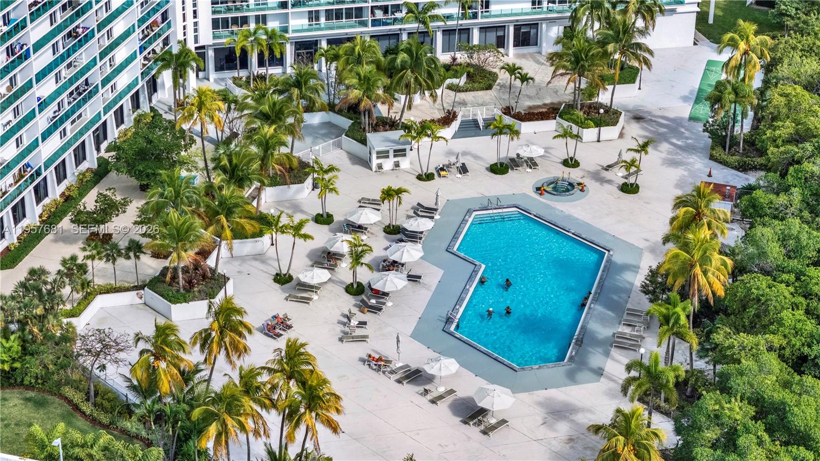 ARLEN HOUSE EAST CONDO - Residential