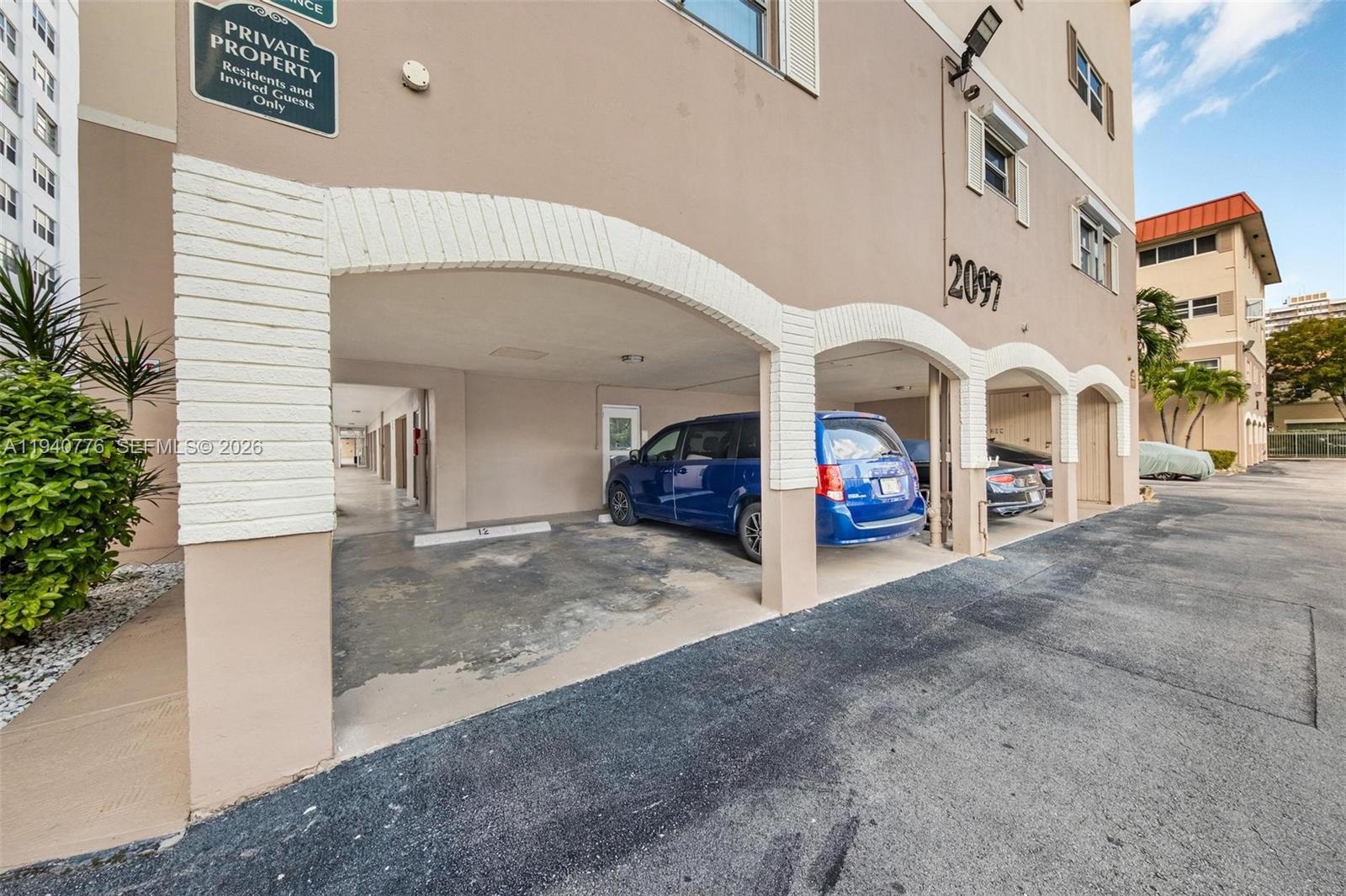 RIVIERA APTS SOUTH INC - Residential