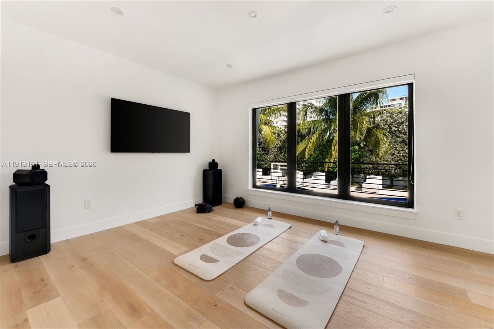 FLAMINGO TERRACE SUB - Residential