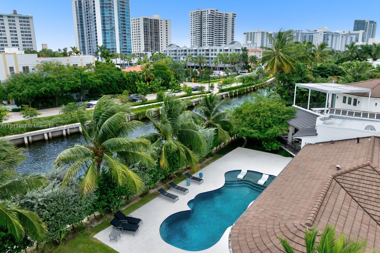 FLAMINGO TERRACE SUB - Residential