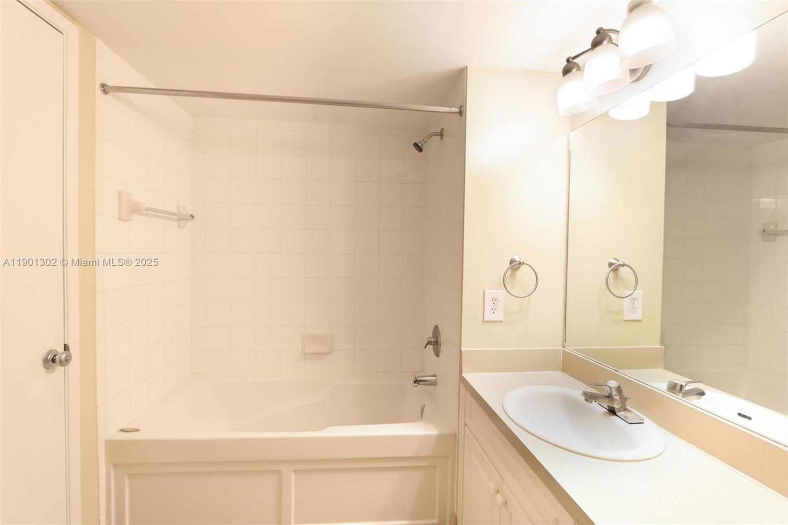 LAS OLAS BY THE RIVER CON - Residential Lease