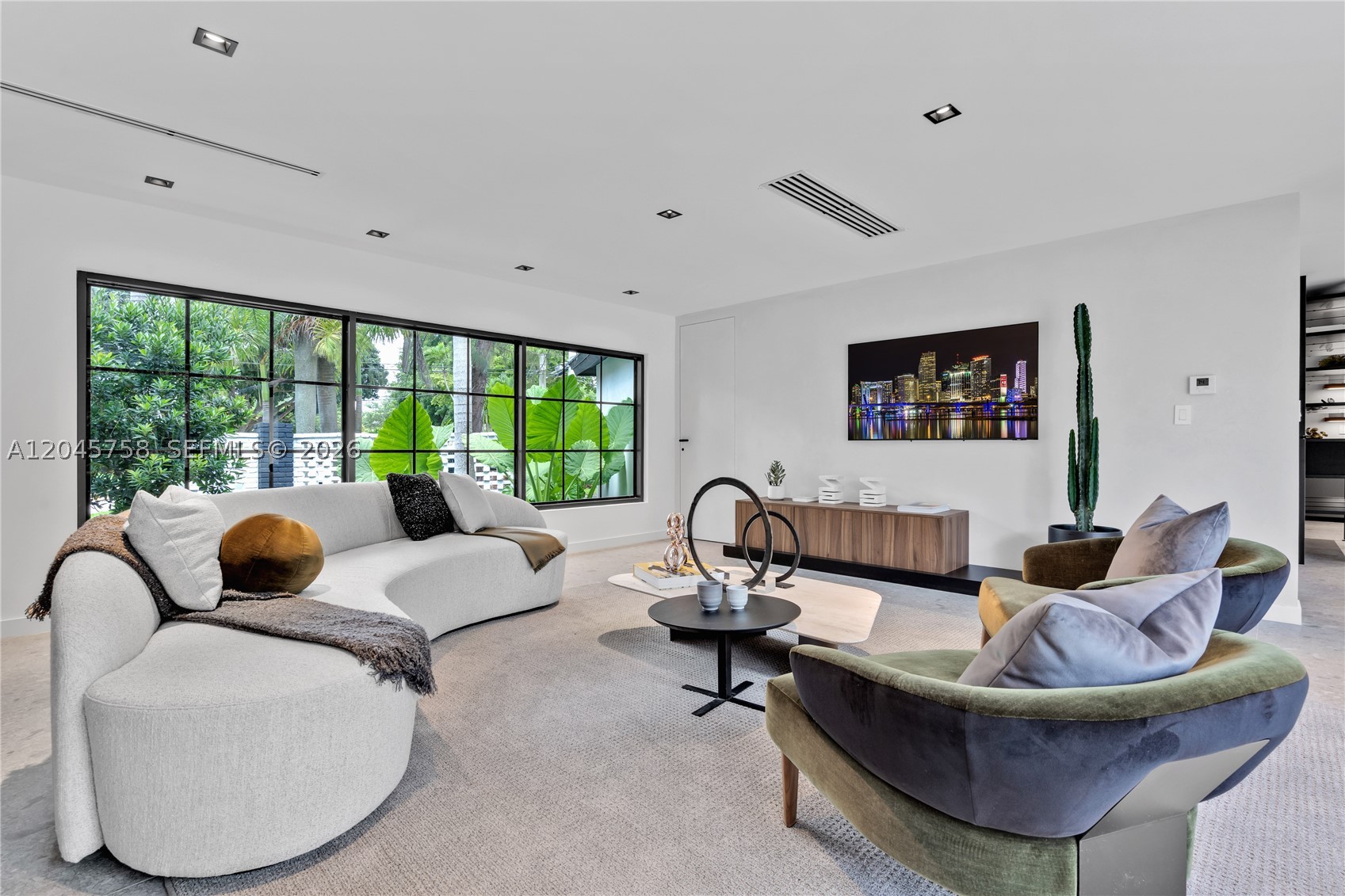 2500 Bayview Dr