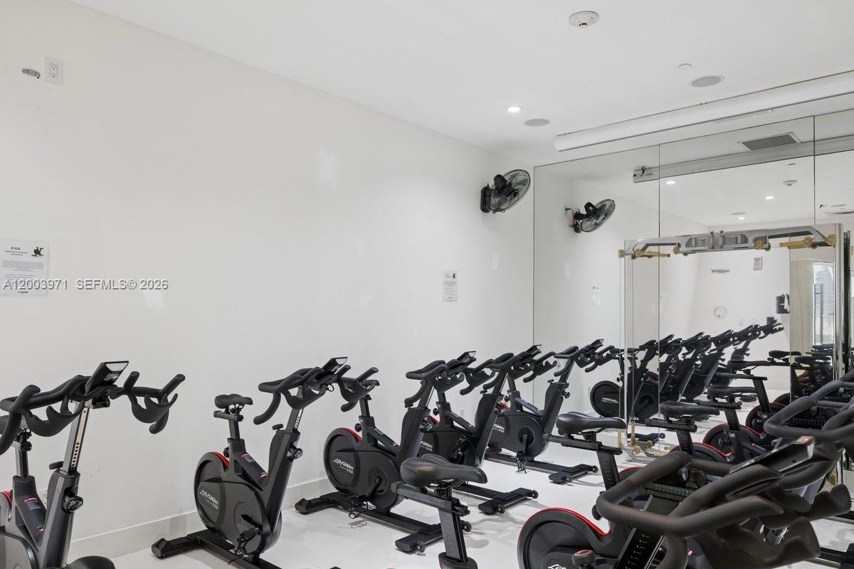 ICONBRICKELL CONDO NO 1 - Residential