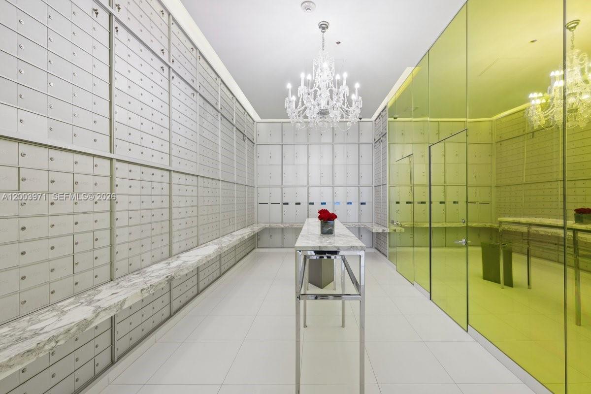 ICONBRICKELL CONDO NO 1 - Residential