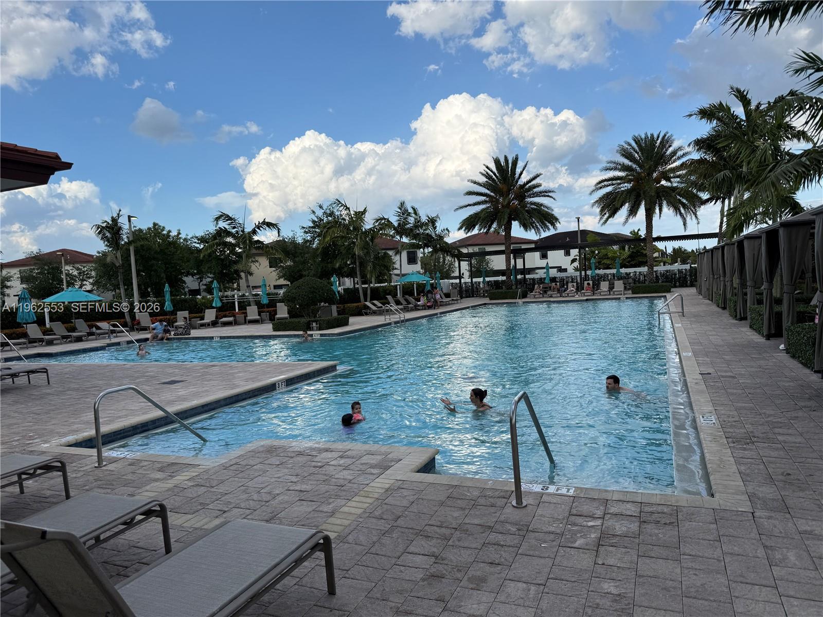 AQUABELLA NORTH - Residential