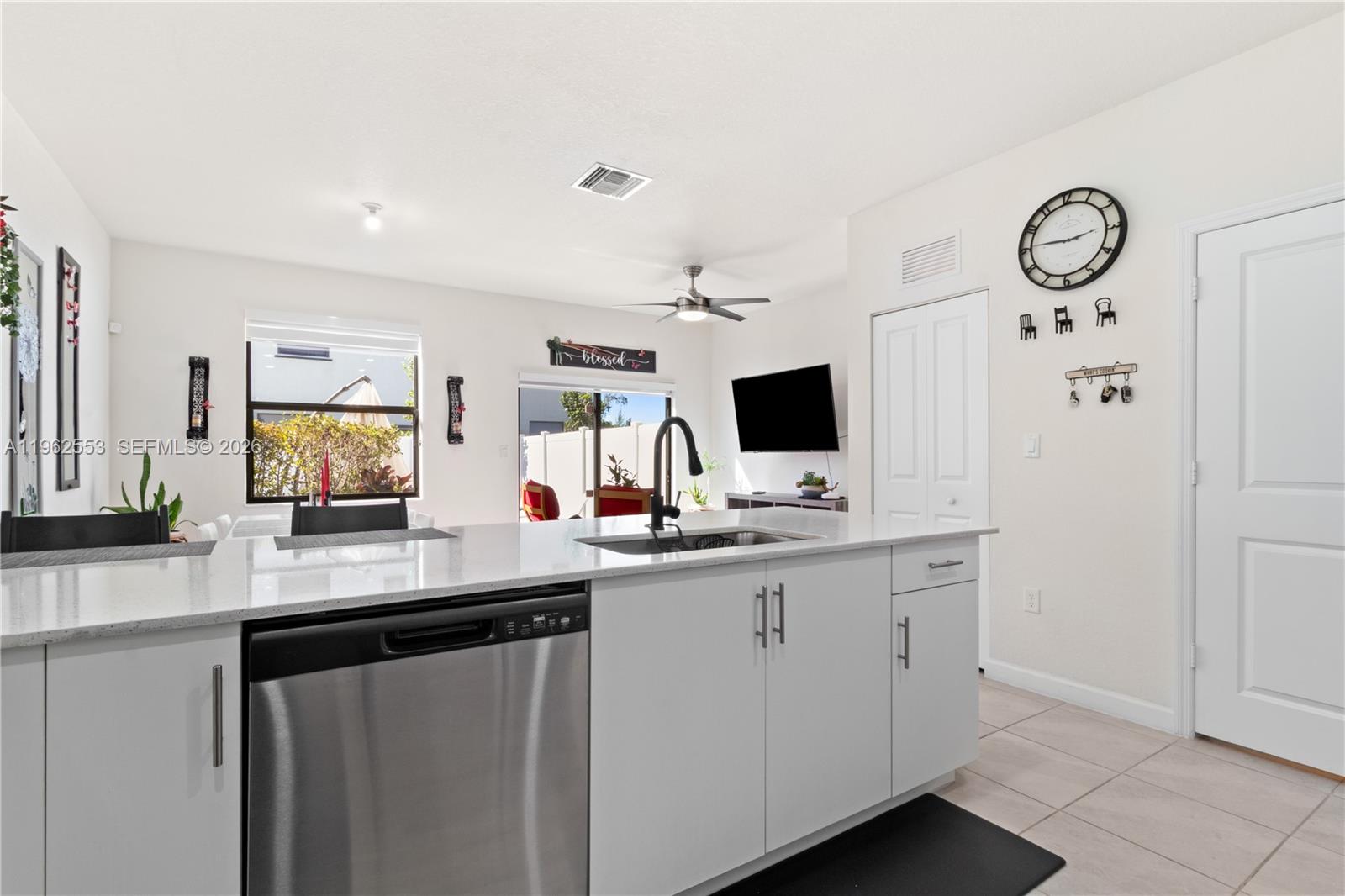 AQUABELLA NORTH - Residential