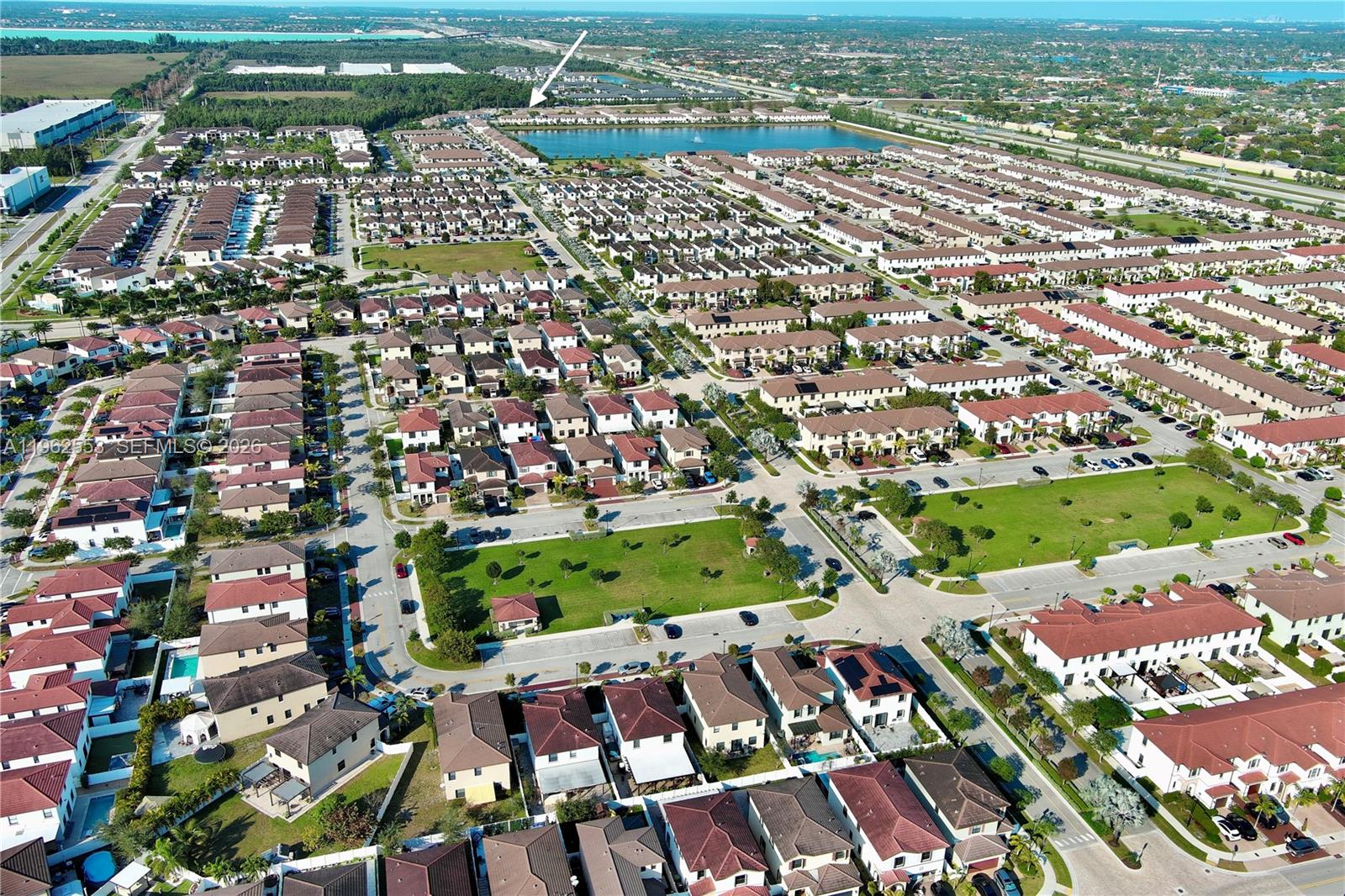 AQUABELLA NORTH - Residential