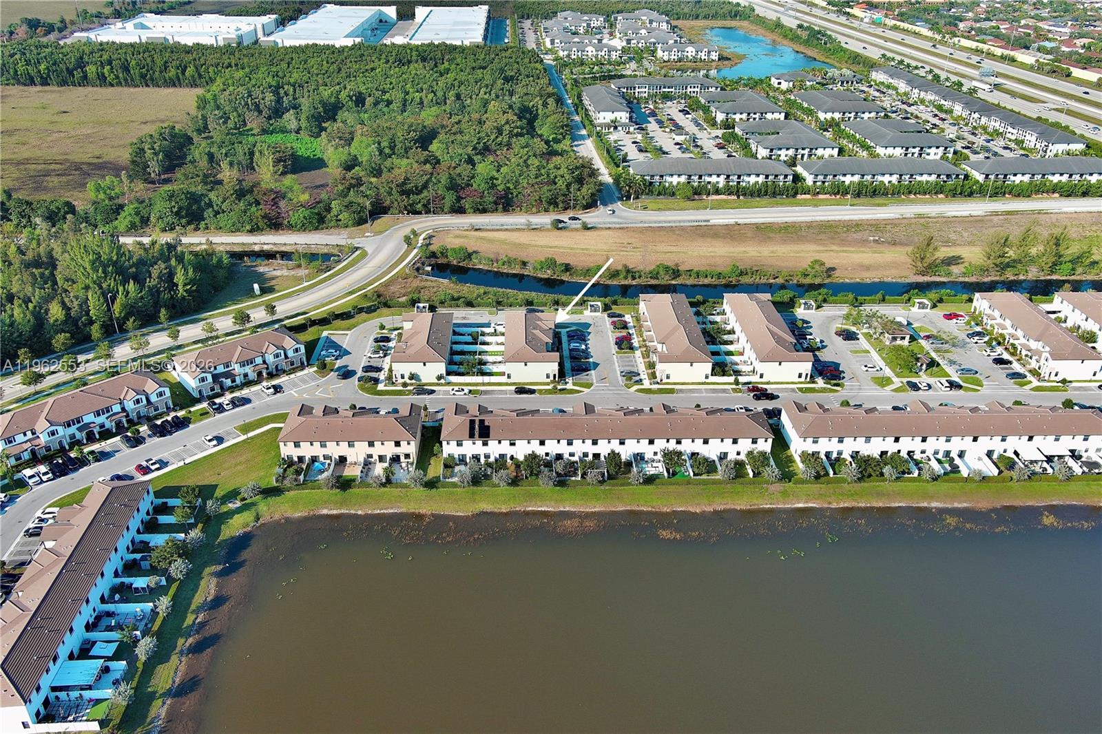 AQUABELLA NORTH - Residential