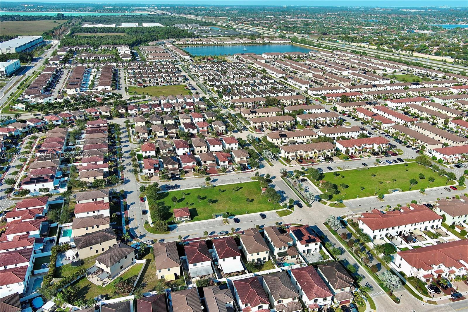 AQUABELLA NORTH - Residential