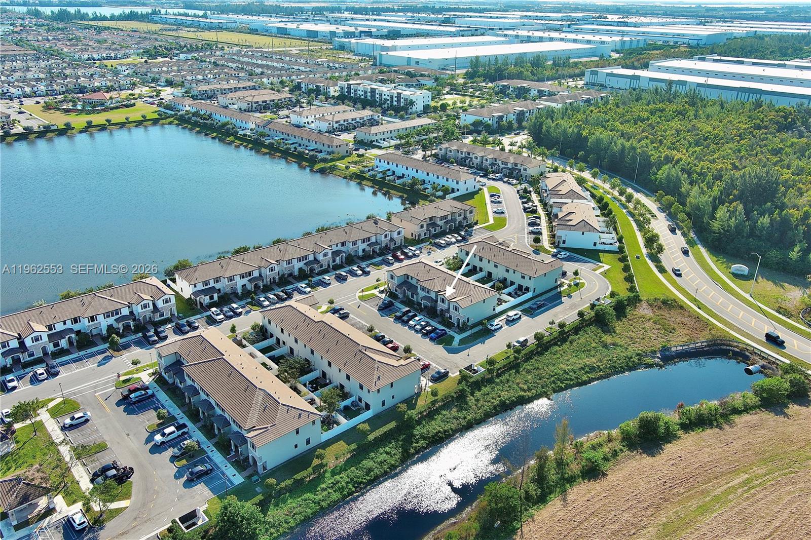 AQUABELLA NORTH - Residential