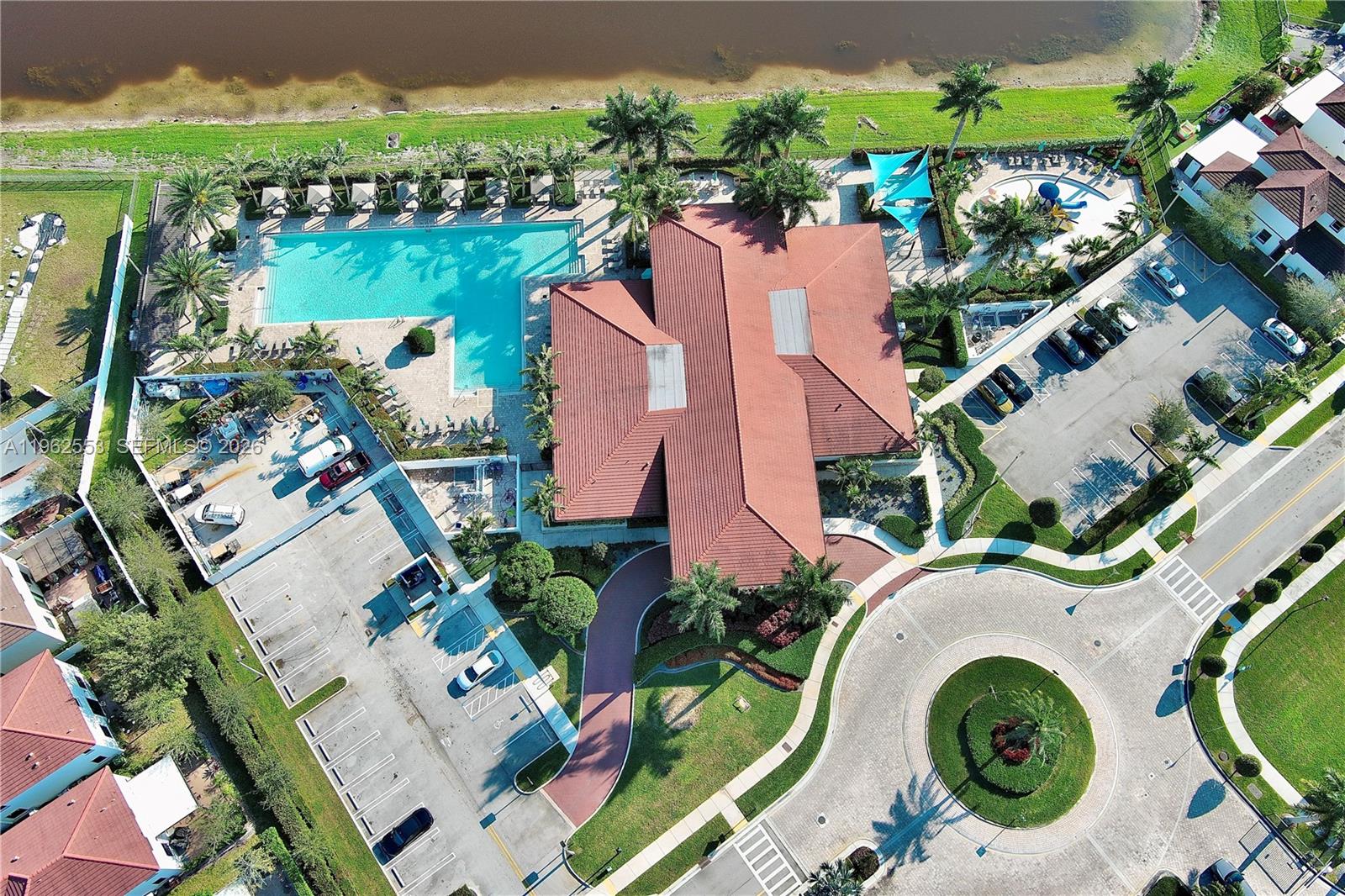 AQUABELLA NORTH - Residential