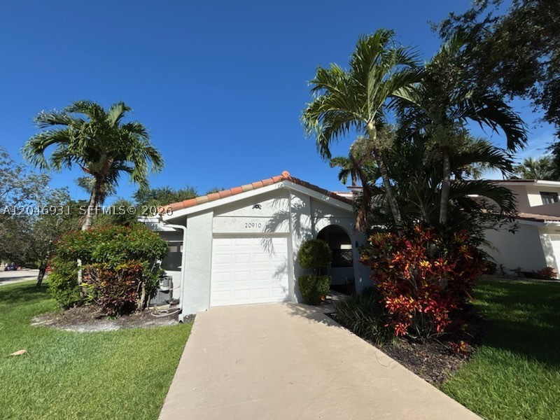 Photo 1 of 17 — 20910 Estada Ln NA, Boca Raton, FL 33433