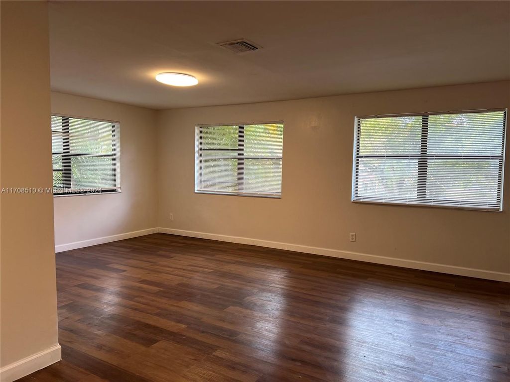 Photo of 4165 NW 114th Ter #4165, Coral Springs, FL 33065 (MLS # A11708510)