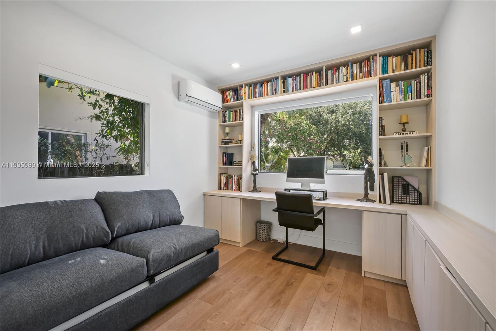 KIRBYS ADDN TO MIAMI SHOR - Residential