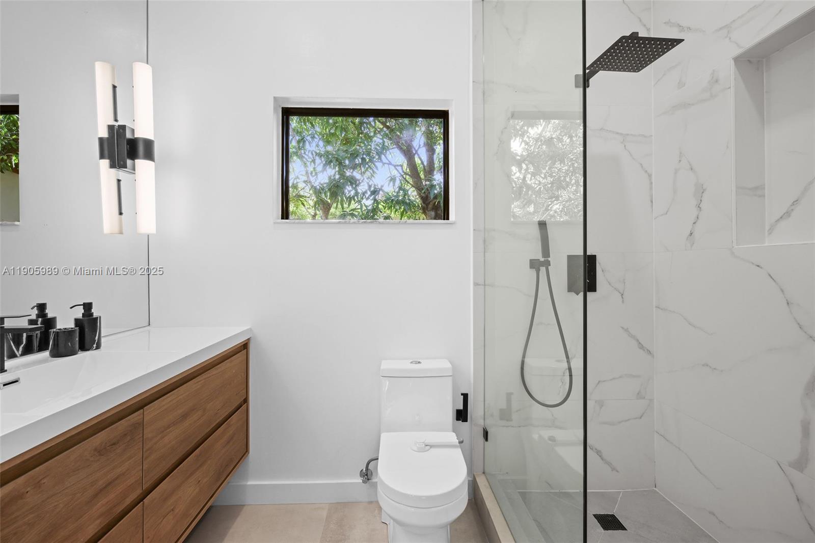 KIRBYS ADDN TO MIAMI SHOR - Residential