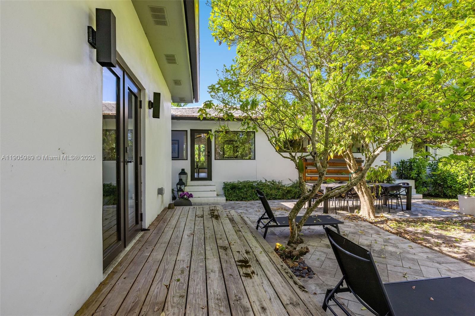 KIRBYS ADDN TO MIAMI SHOR - Residential