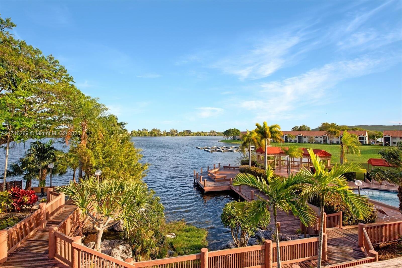 501 Republic Ct 501