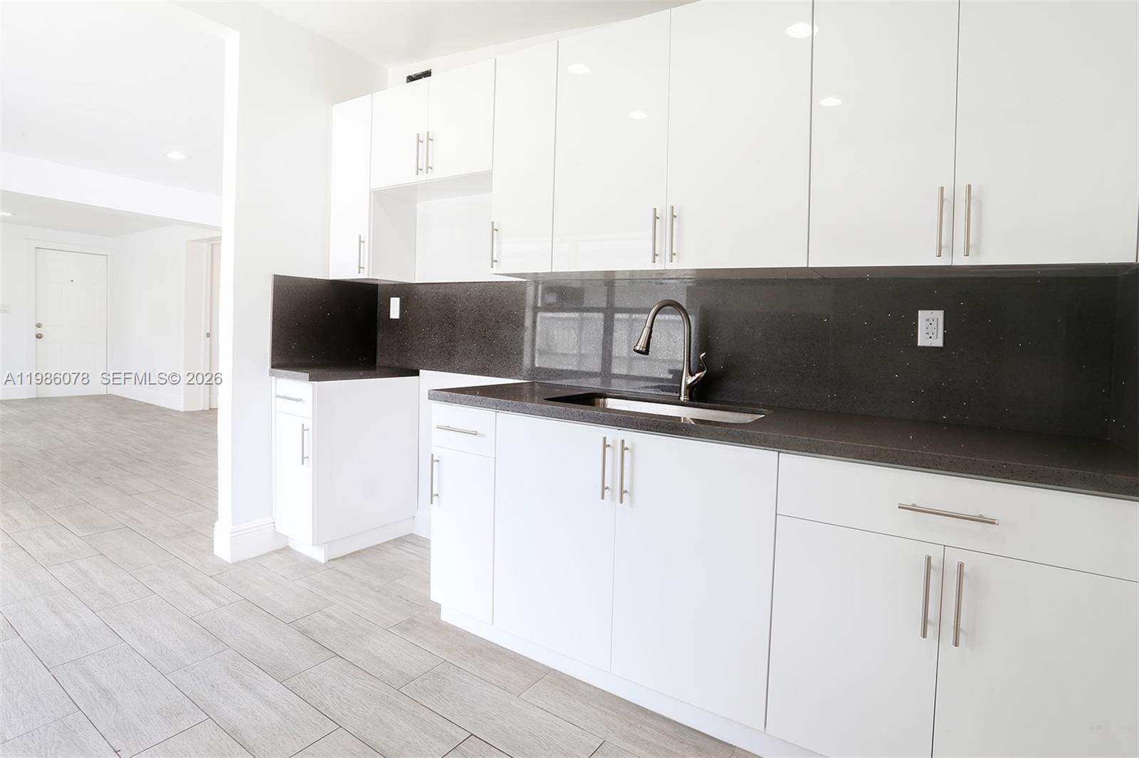 MAGNOLIA GARDENS CONSOLID - Residential Lease