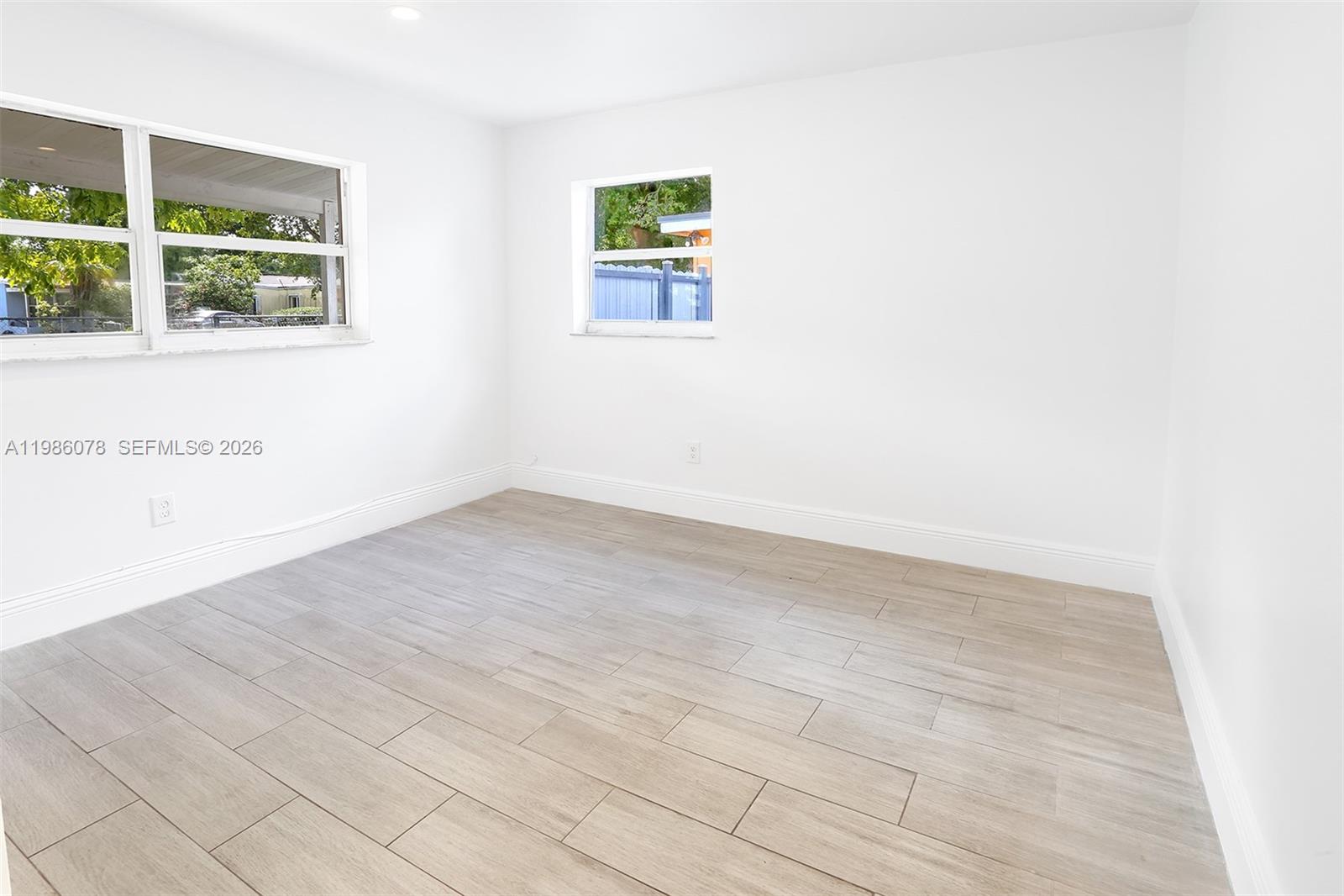 MAGNOLIA GARDENS CONSOLID - Residential Lease