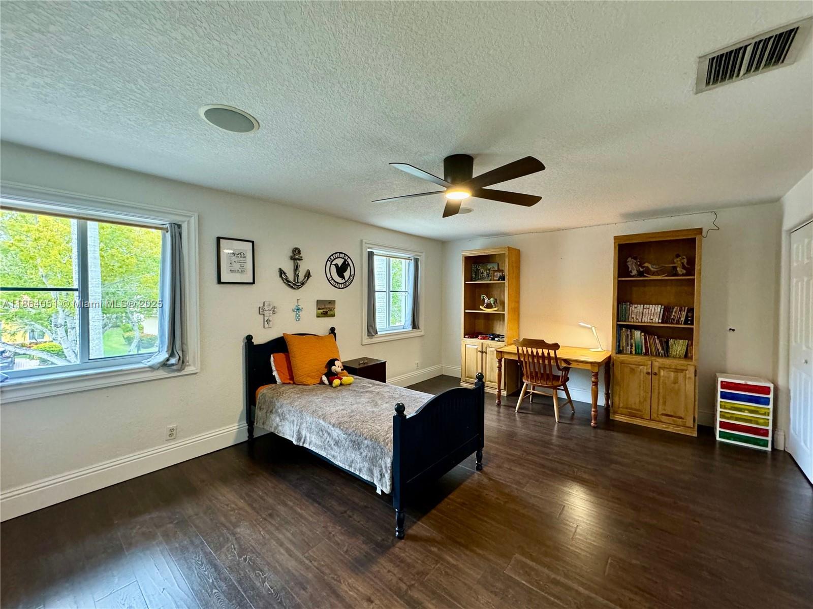 SECTOR 2-PARCELS 17 18 19 - Residential