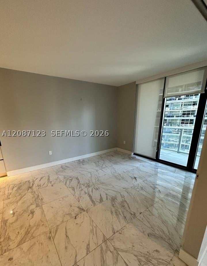 1010 Brickell Ave 4208