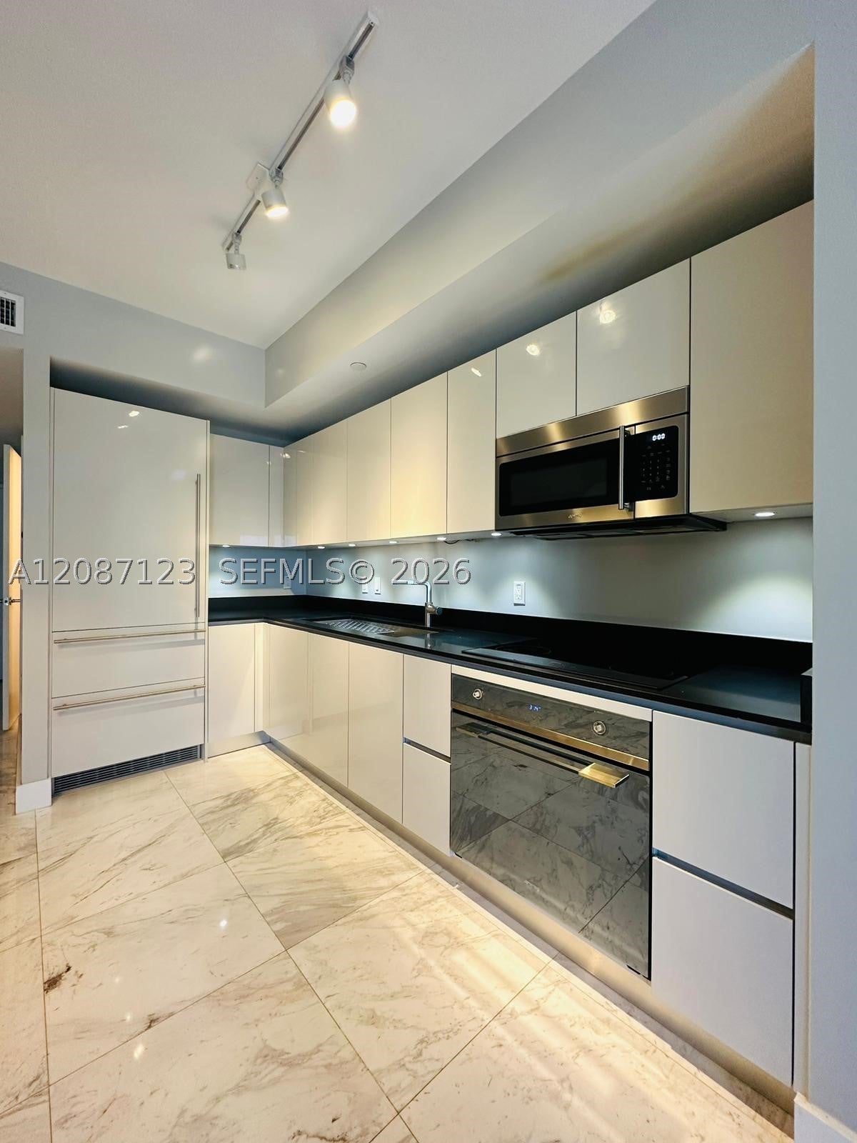 1010 Brickell Ave