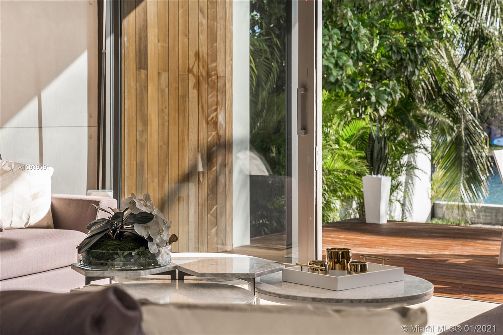 NORMANDY GOLF COURSE - Residential