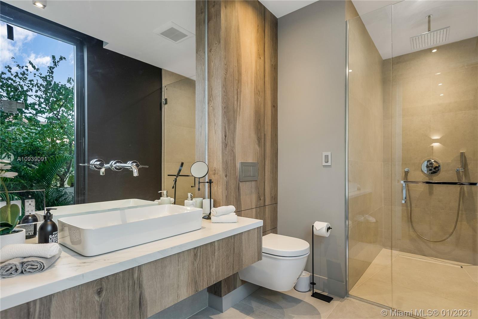 NORMANDY GOLF COURSE - Residential