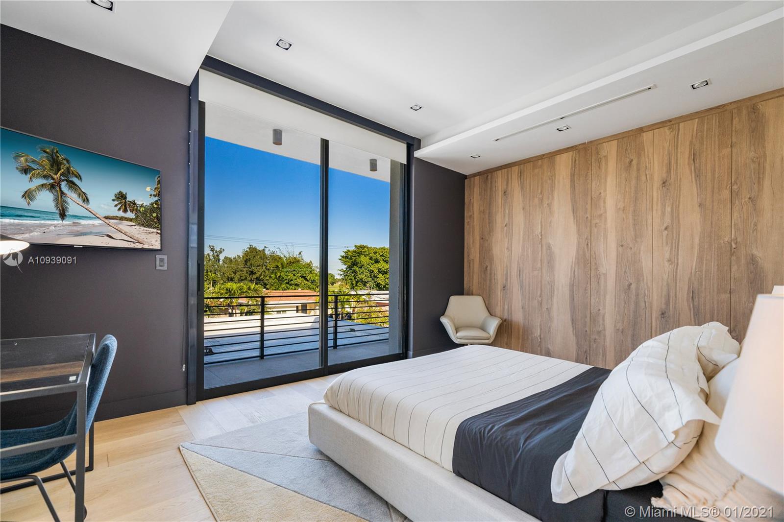 NORMANDY GOLF COURSE - Residential