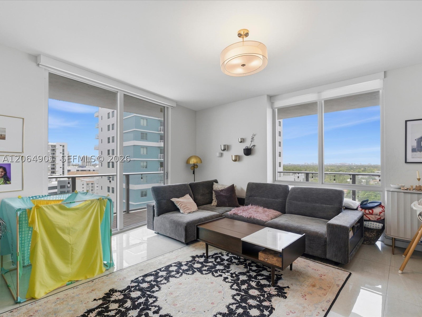 1010 SW 2nd Ave 1009