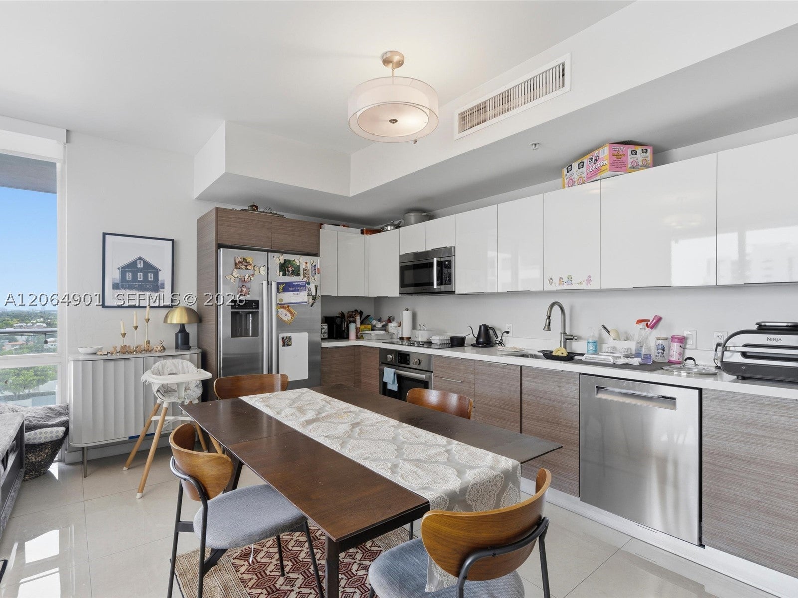 1010 SW 2nd Ave 1009
