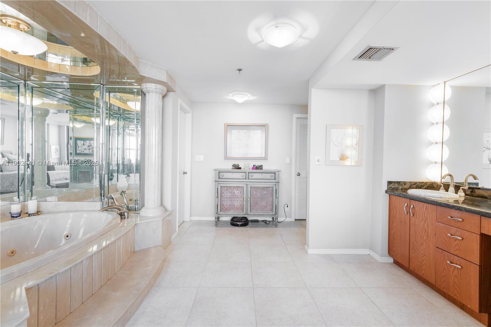 ANCHOR BAY CLUB CONDO - Residential