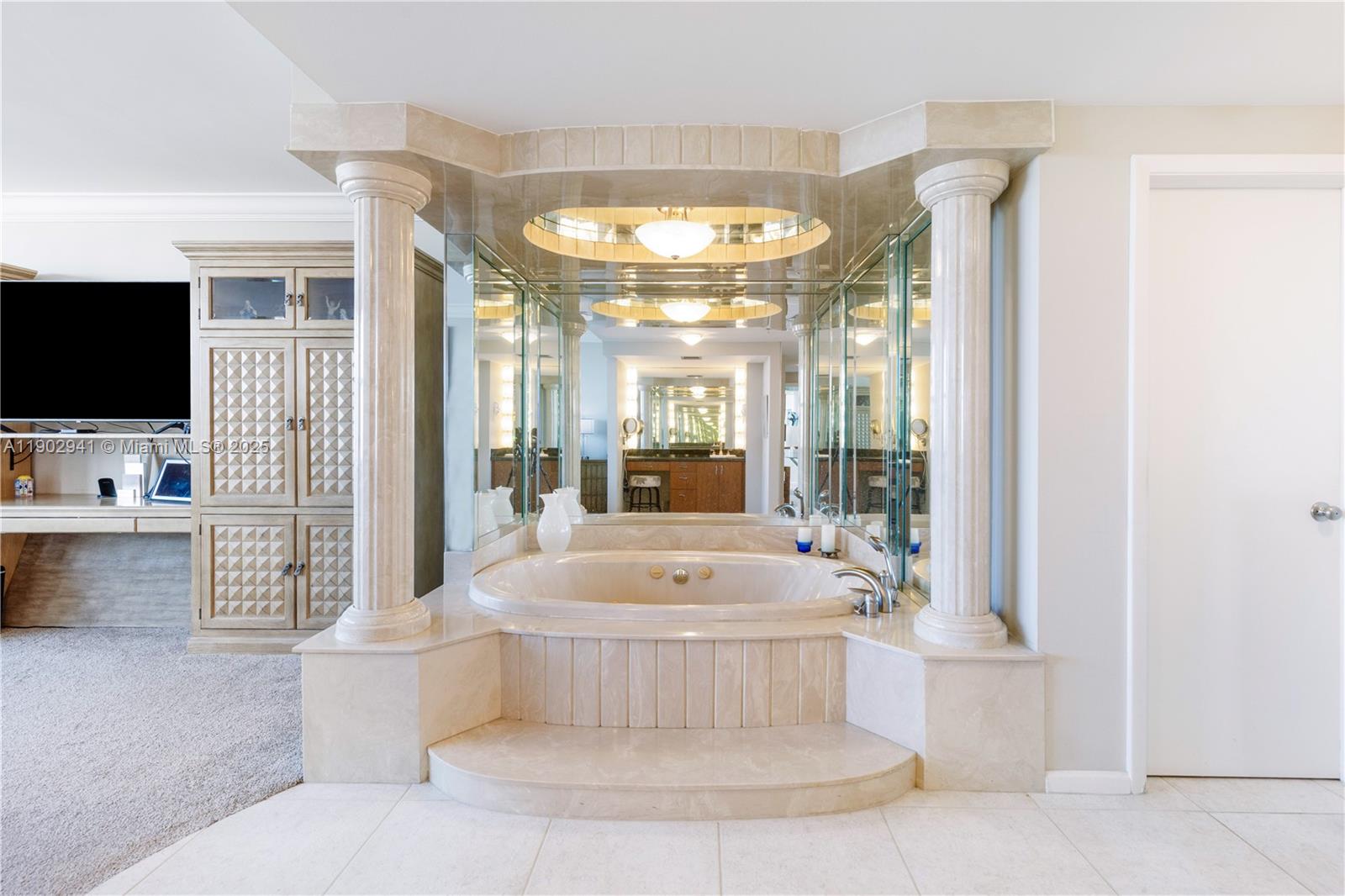 ANCHOR BAY CLUB CONDO - Residential