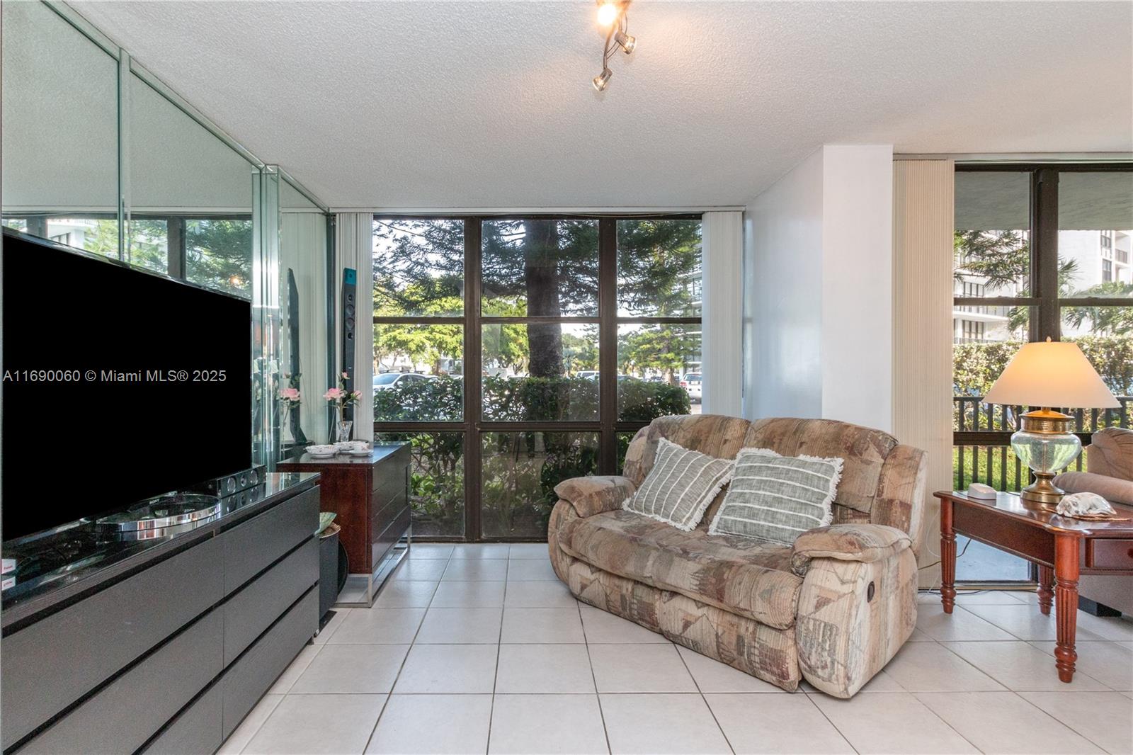 OCEANVIEW PARK CONDO - Residential