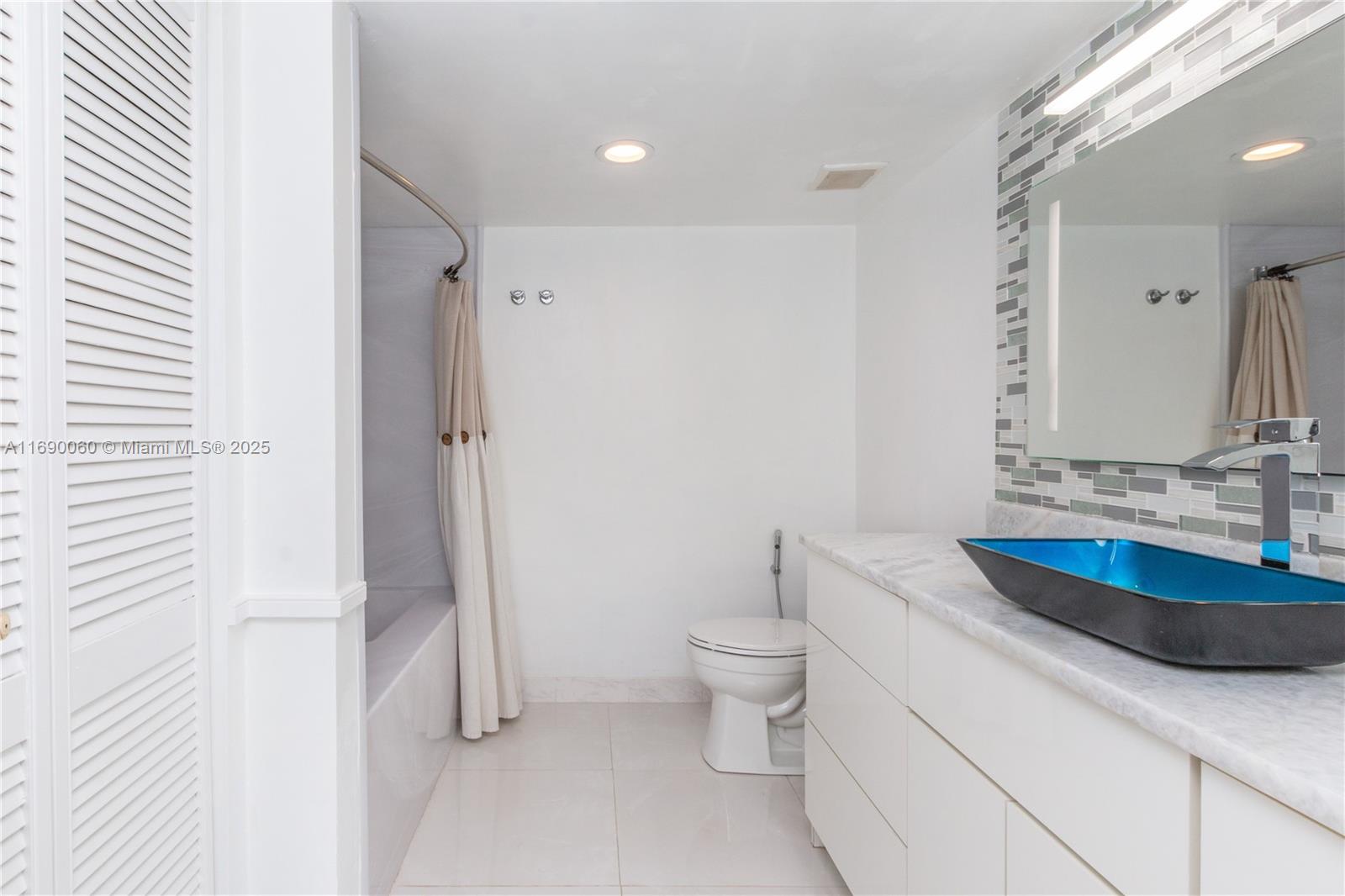 OCEANVIEW PARK CONDO - Residential