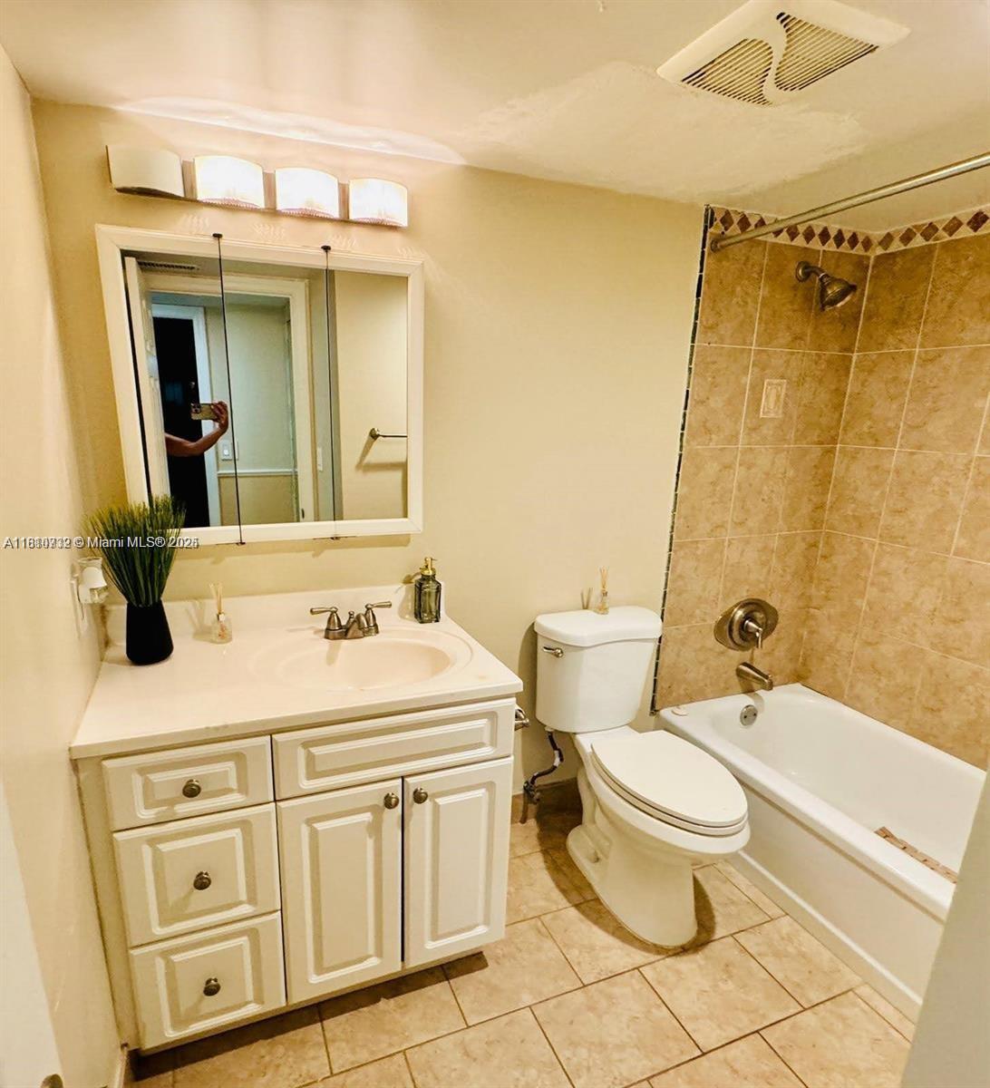 WATERGATE CONDOMINIUM NO - Residential Lease