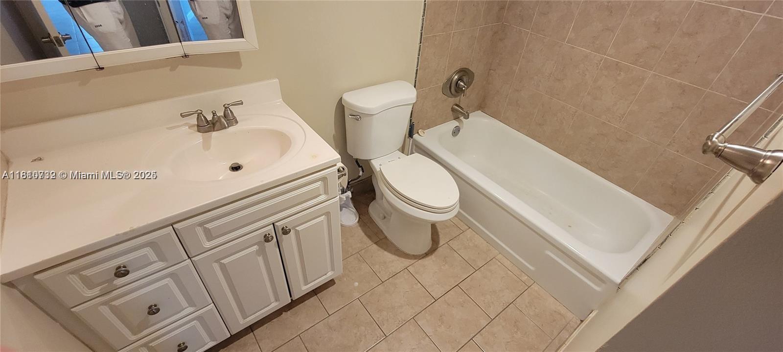 WATERGATE CONDOMINIUM NO - Residential Lease